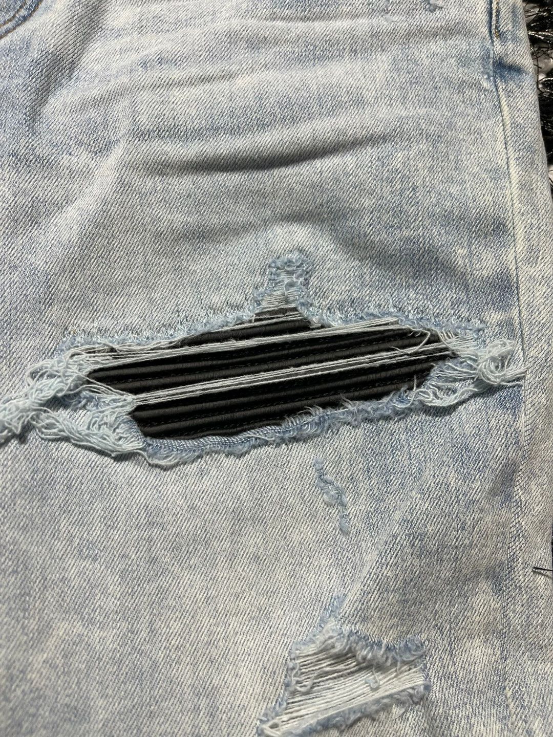 Amiri amiri mx1 distressed skinny jeans Size US 32 / EU 48 - 4 Thumbnail