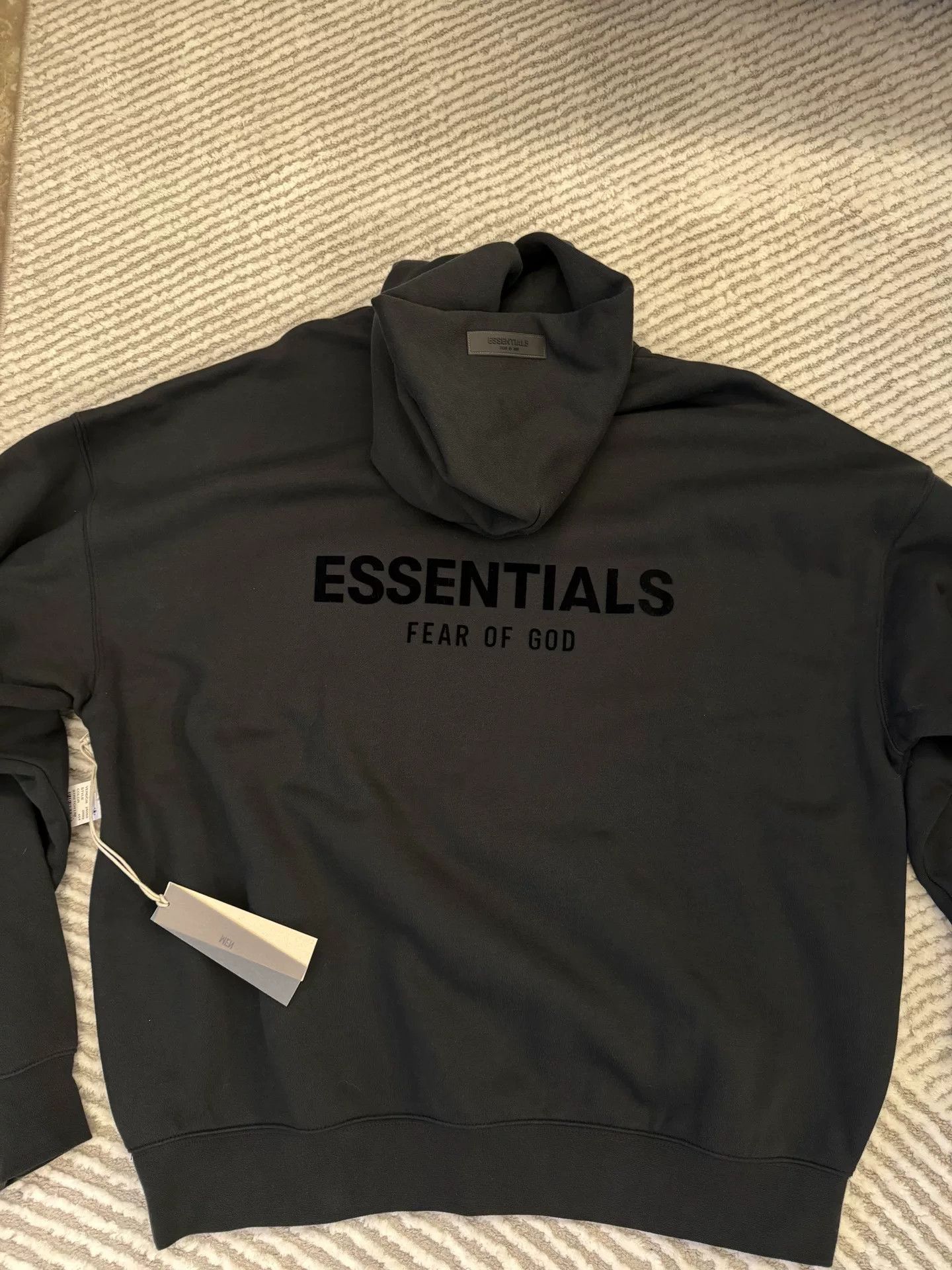 Essentials essentials black hoodie with tags Size US L / EU 52-54 / 3 - 4 Thumbnail