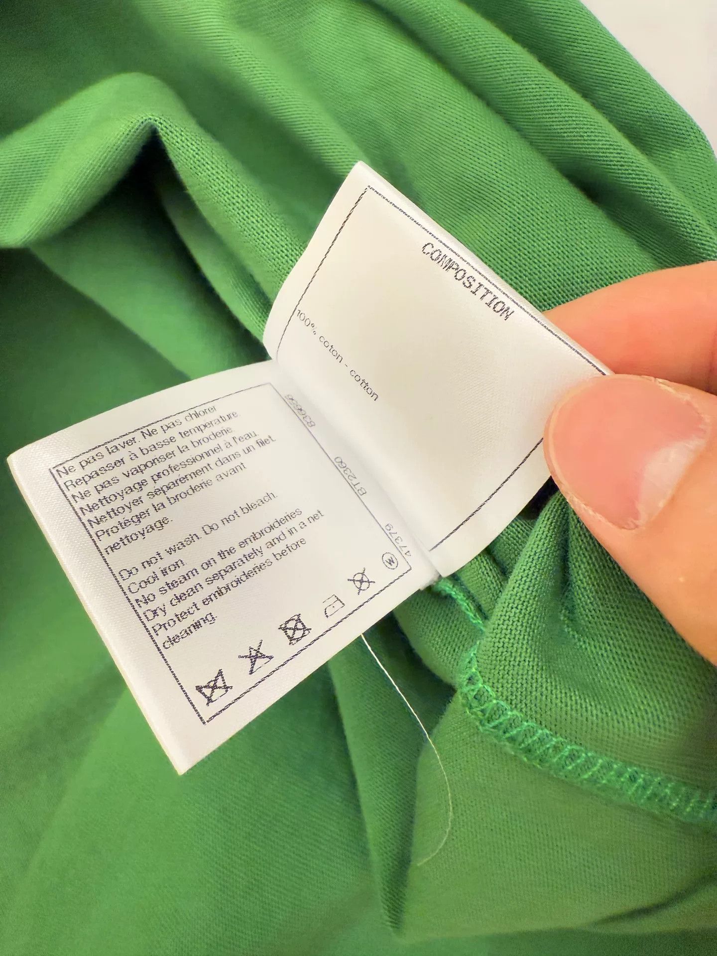 Chanel chanel pharrell collaboration green t-shirt Size US L / EU 52-54 / 3 - 5 Thumbnail