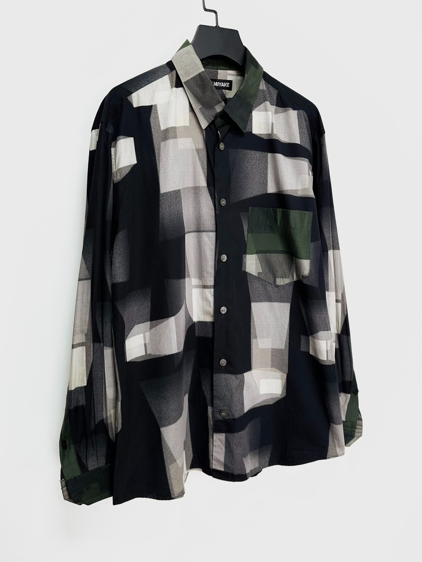 Issey Miyake Issey Miyake A-Poc Inside Visual Experiment Shirt Size US L / EU 52-54 / 3 - 3 Thumbnail
