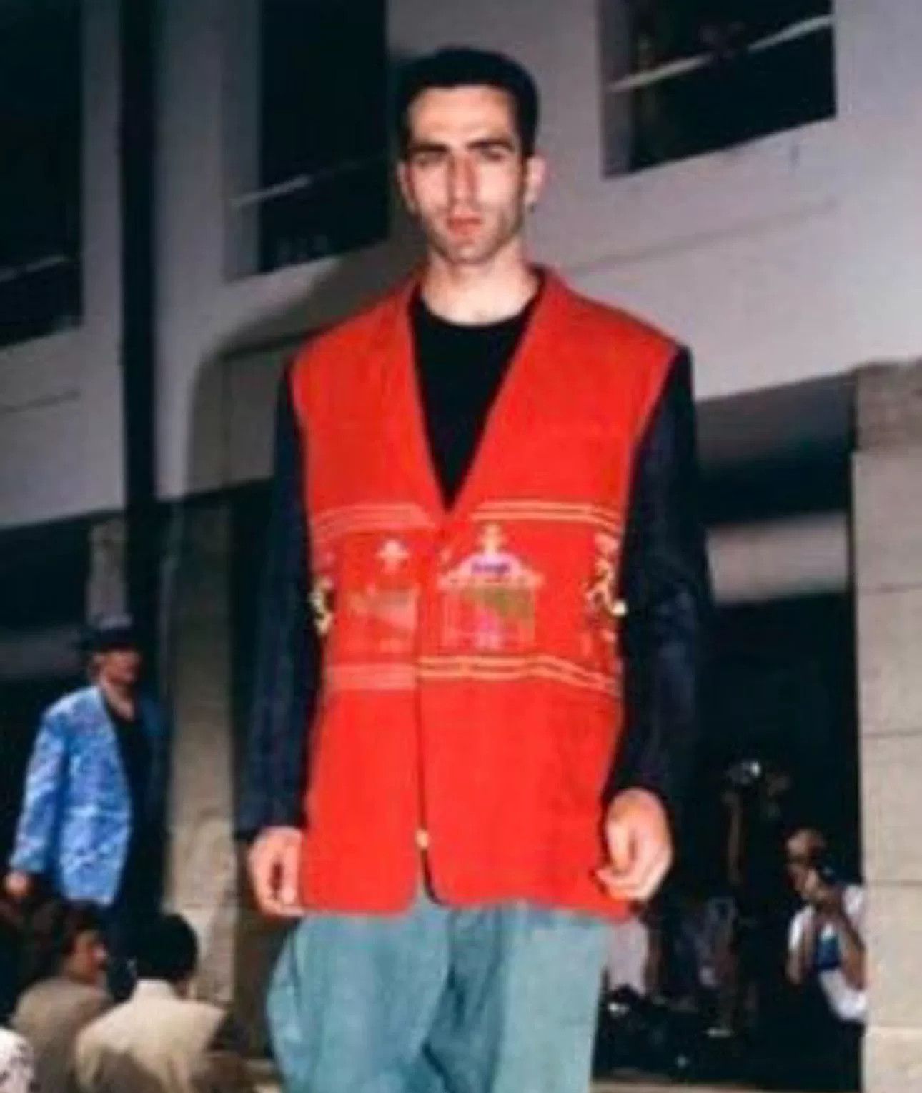 Yohji Yamamoto yohji yamamoto embroidered jacket from 1992 show Size US S / EU 44-46 / 1 - 8 Thumbnail