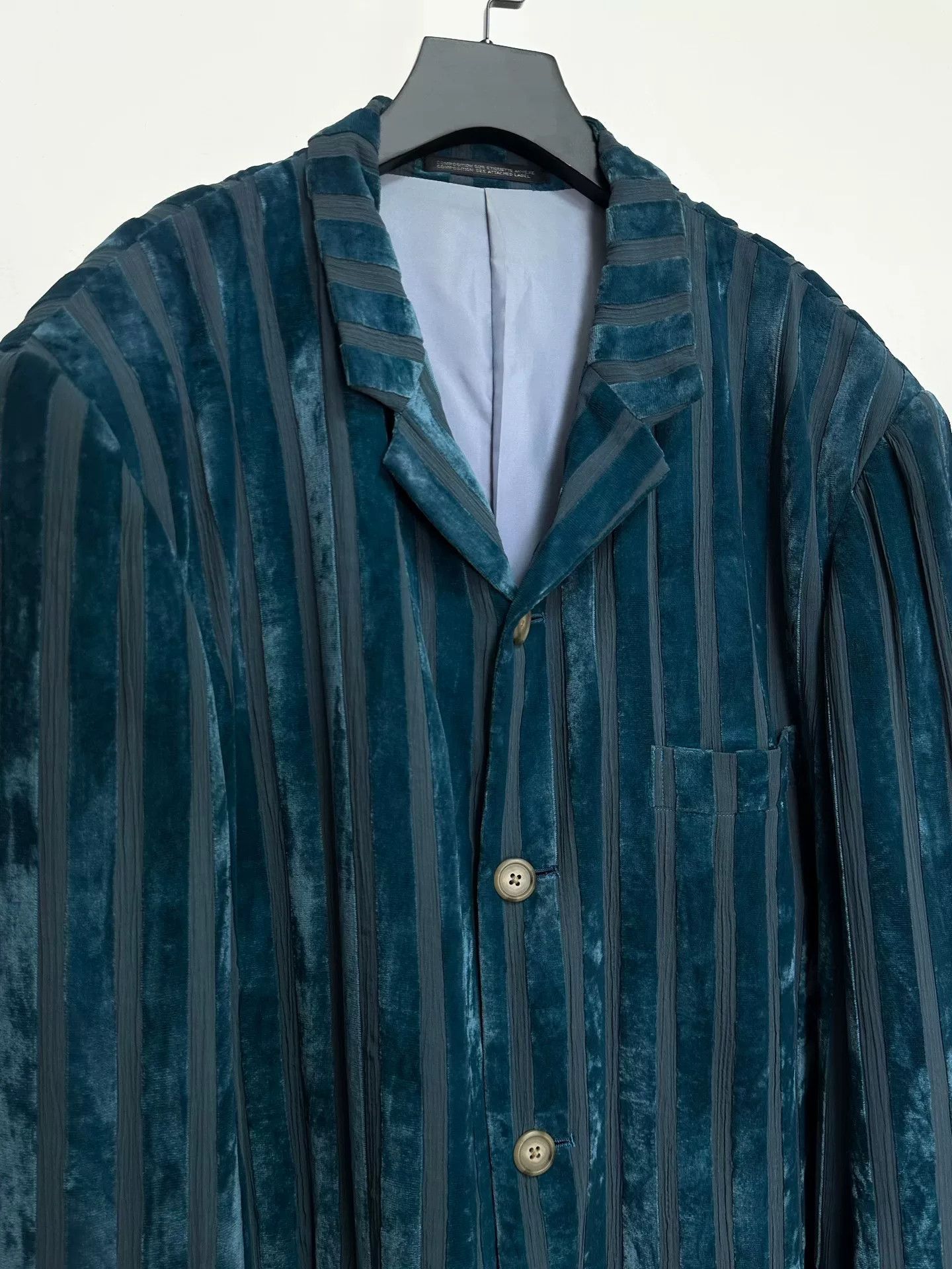 Yohji Yamamoto teal velvet silk jacket by yohji yamamoto Size US S / EU 44-46 / 1 - 5 Thumbnail