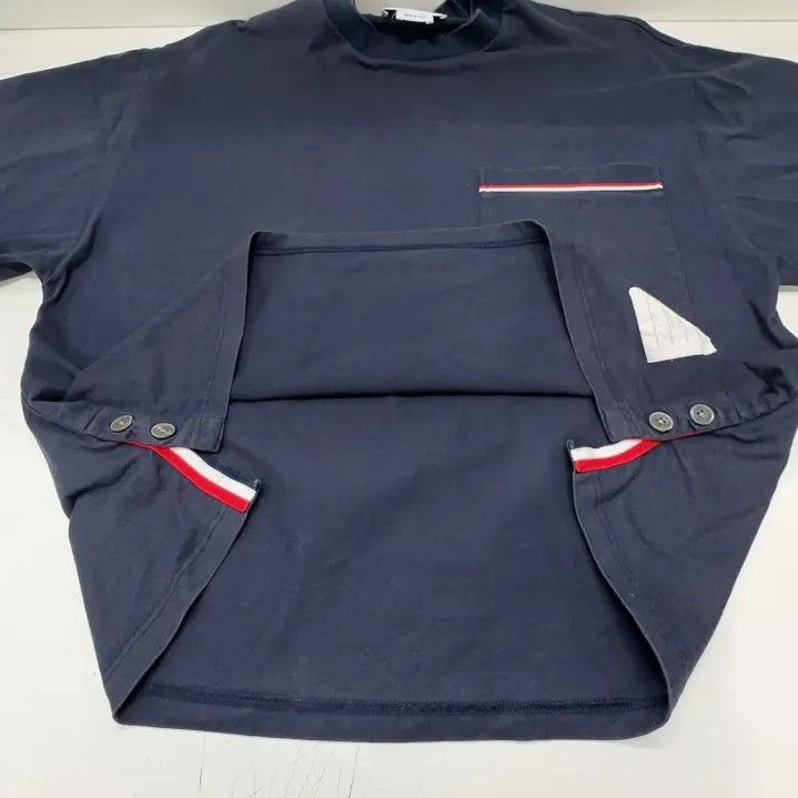 Thom Browne Thom Browne Oversized Pocket T-Shirt Size US M / EU 48-50 / 2 - 15 Thumbnail