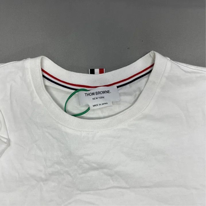 Thom Browne Thom Browne Short Sleeve Knit T-Shirt for Men Size US M / EU 48-50 / 2 - 6 Thumbnail
