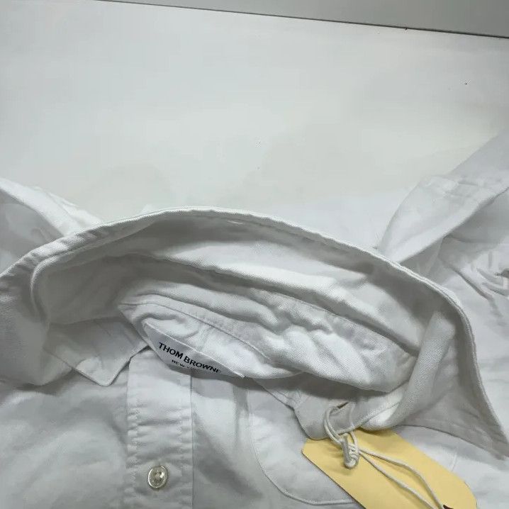 Thom Browne Thom Browne Classic Long Sleeve Shirt in White Size US S / EU 44-46 / 1 - 9 Thumbnail