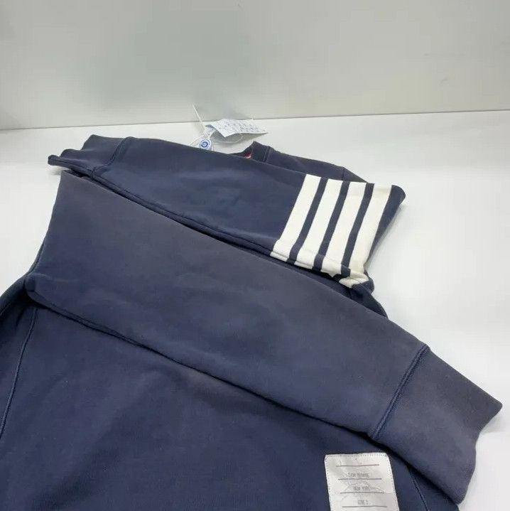Thom Browne Thom Browne Classic Navy Crewneck Sweatshirt Size US S / EU 44-46 / 1 - 15 Thumbnail