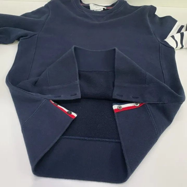 Thom Browne Thom Browne Classic Crew Neck Sweatshirt Size US M / EU 48-50 / 2 - 13 Thumbnail