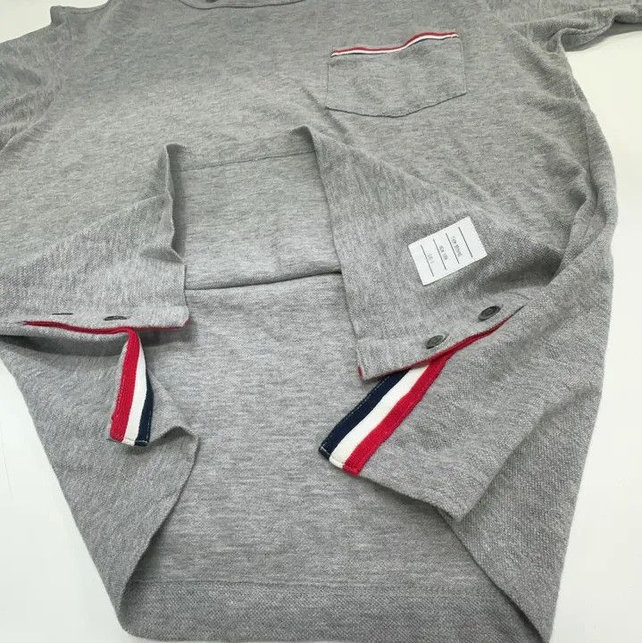 Thom Browne Thom Browne Gray Striped Pocket Short Sleeve T-Shirt Size US M / EU 48-50 / 2 - 11 Thumbnail