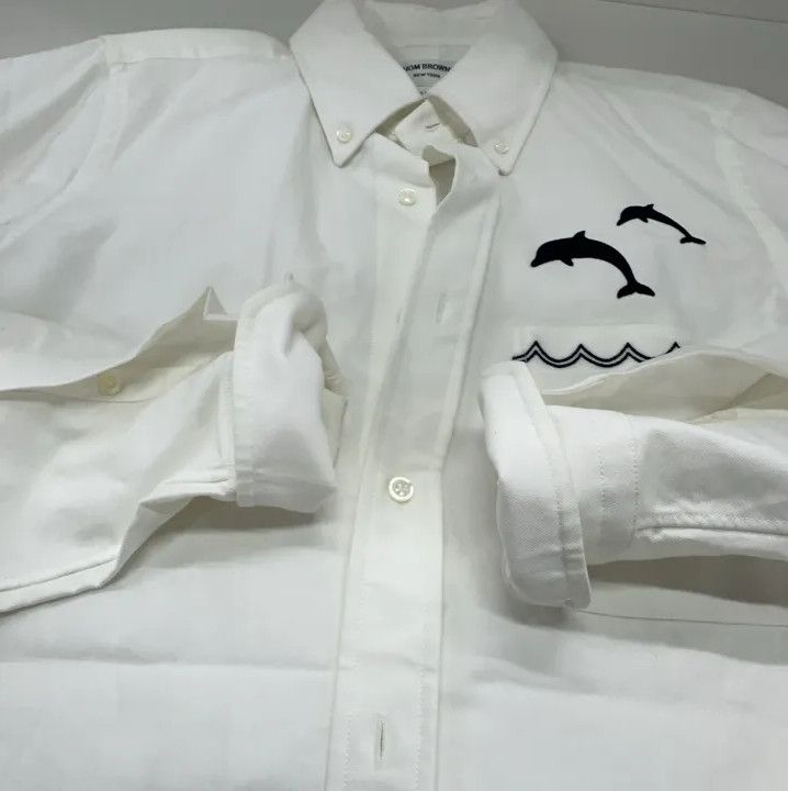 Thom Browne Thom Browne Dolphin Embroidered Oxford Shirt Size US M / EU 48-50 / 2 - 11 Thumbnail
