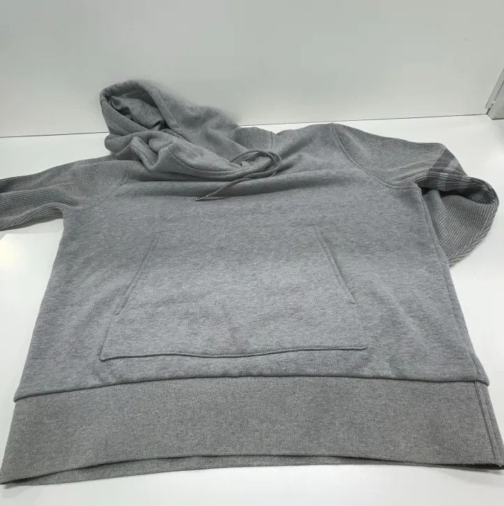 Thom Browne Thom Browne Gray Striped Hoodie for Men Size US M / EU 48-50 / 2 - 9 Thumbnail
