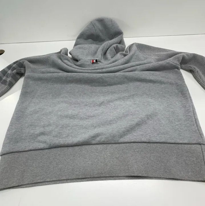 Thom Browne Thom Browne Gray Striped Hoodie for Men Size US M / EU 48-50 / 2 - 14 Thumbnail