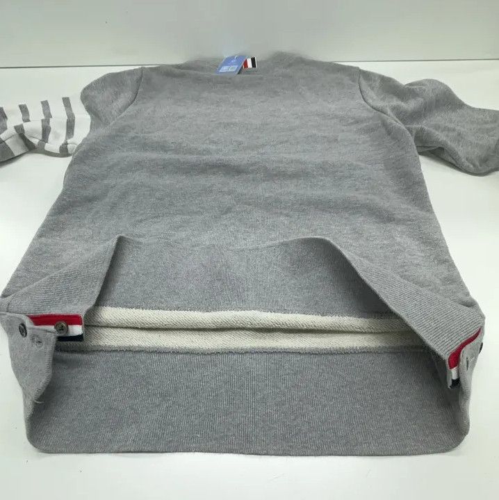 Thom Browne Thom Browne Classic Grey Sweatshirt for Men Size US S / EU 44-46 / 1 - 14 Thumbnail
