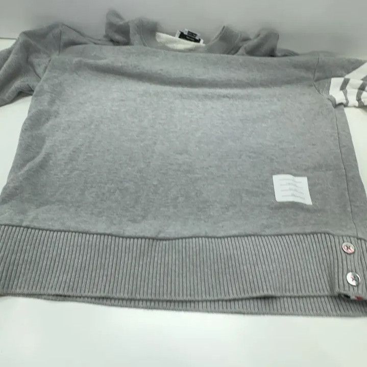 Thom Browne Thom Browne Classic Grey Long Sleeve Sweatshirt Size US S / EU 44-46 / 1 - 9 Thumbnail