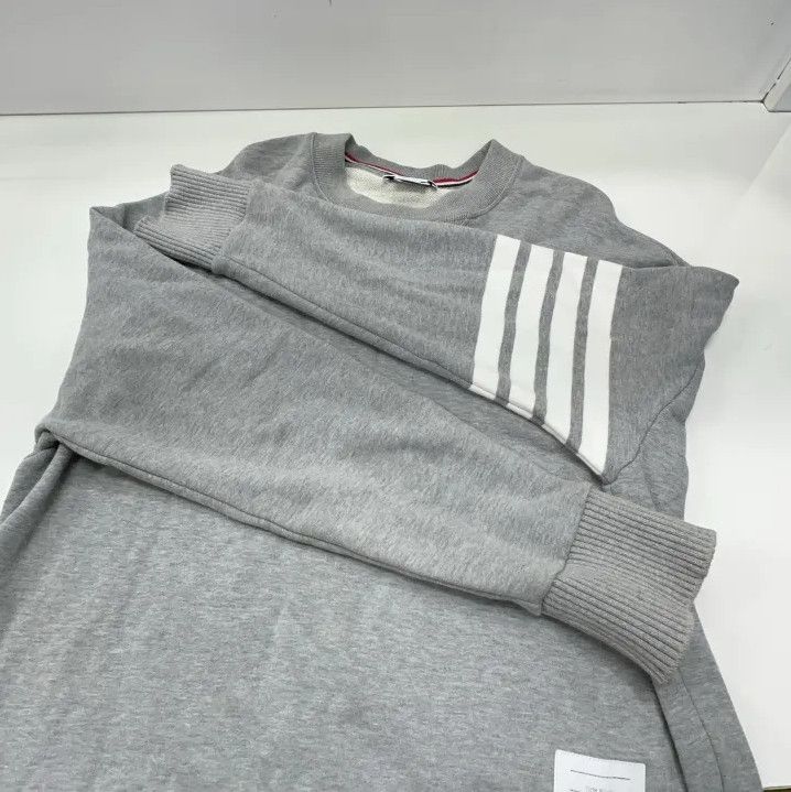 Thom Browne Thom Browne Classic Grey Long Sleeve Sweatshirt Size US S / EU 44-46 / 1 - 13 Thumbnail