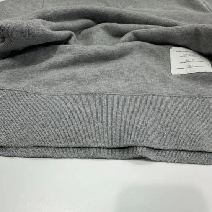 Thom Browne Thom Browne Gray Long Sleeve Sweatshirt Size US S / EU 44-46 / 1 - 7 Thumbnail