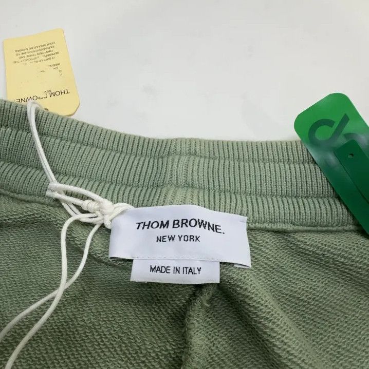 Thom Browne Thom Browne Green Mid-Waist Athletic Shorts Size US 27 - 6 Thumbnail