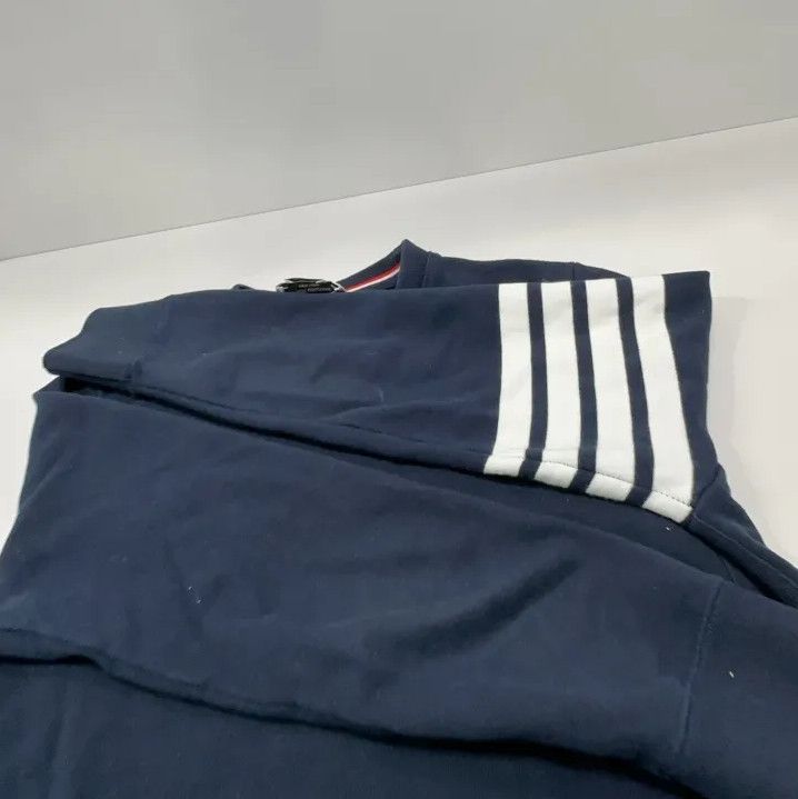 Thom Browne Thom Browne Classic Navy Crewneck Sweatshirt Size US M / EU 48-50 / 2 - 13 Thumbnail