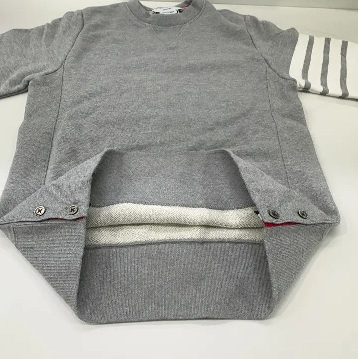 Thom Browne Thom Browne Classic Gray Crewneck Sweatshirt for Men Size US M / EU 48-50 / 2 - 10 Thumbnail