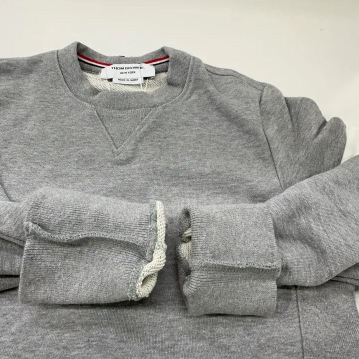 Thom Browne Thom Browne Classic Gray Crewneck Sweatshirt for Men Size US M / EU 48-50 / 2 - 12 Thumbnail