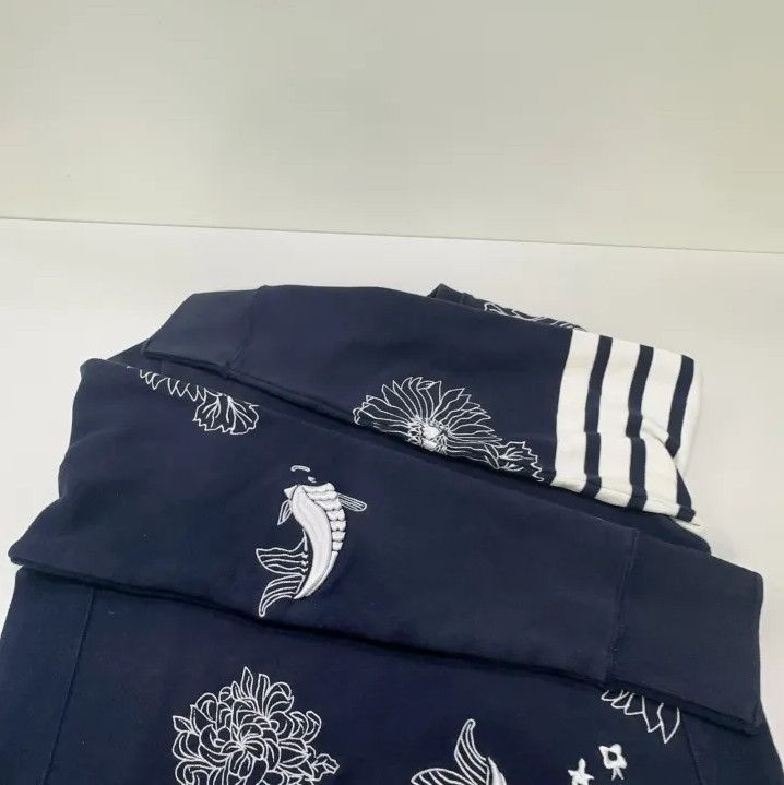 Thom Browne Thom Browne Floral Embroidered Crewneck Sweatshirt Size US M / EU 48-50 / 2 - 10 Thumbnail