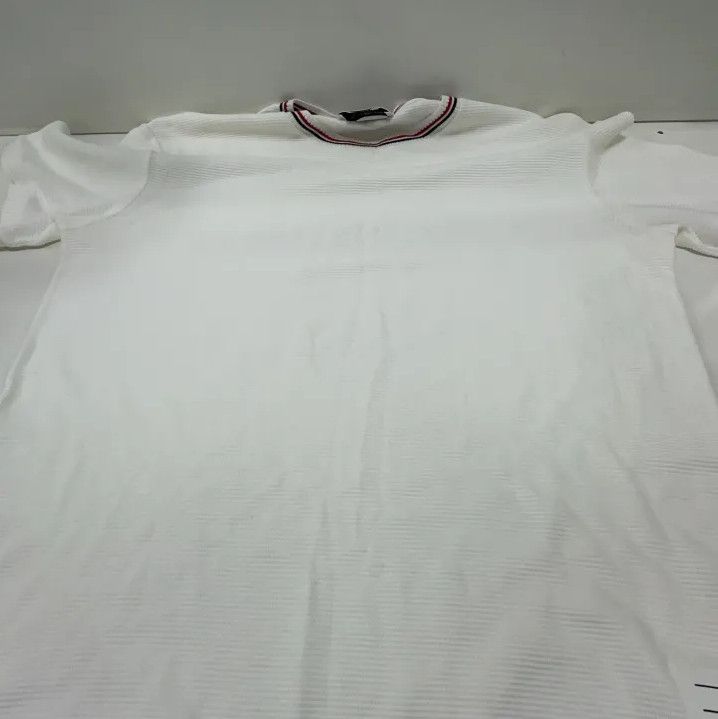 Thom Browne Thom Browne White Short Sleeve T-Shirt for Men Size US S / EU 44-46 / 1 - 9 Thumbnail