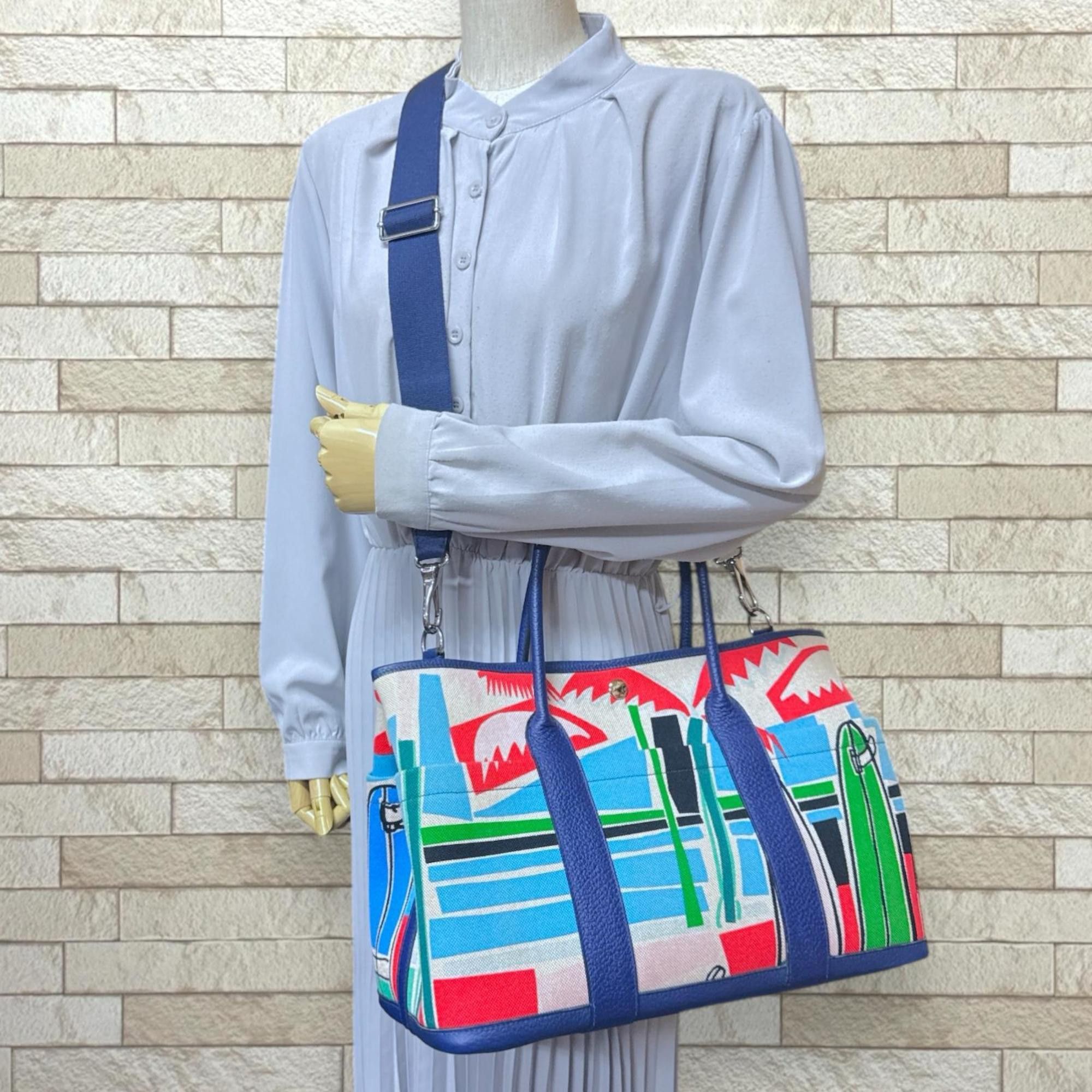 Hermes Hermes Hermès Sea, Surf and Fun Garden Party Pocket PM Shoulder Bag, Toile H Blue, Women's, Pre-owned, 2-Way Size ONE SIZE - 2 Thumbnail