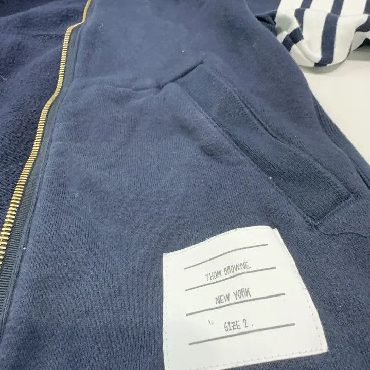 Thom Browne Thom Browne Classic Striped Hoodie for Men Size US M / EU 48-50 / 2 - 5 Thumbnail