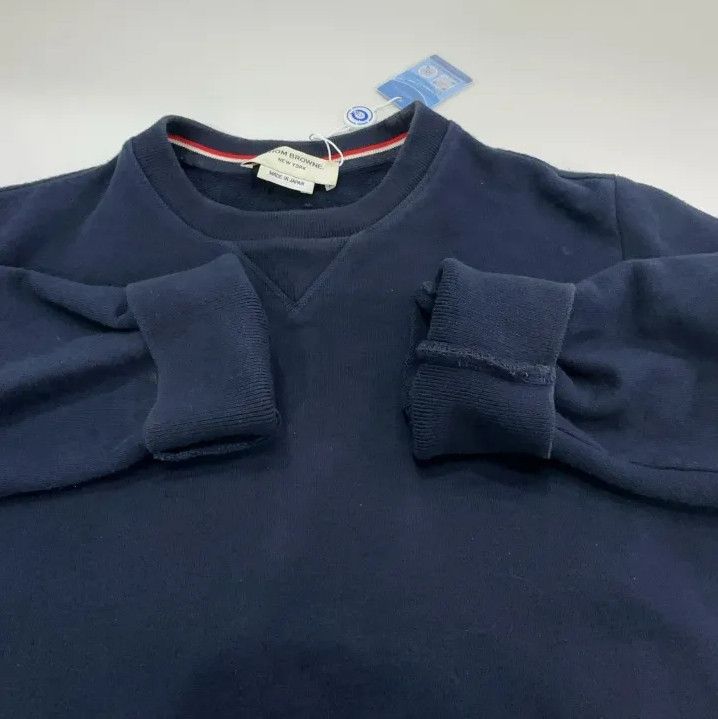 Thom Browne Thom Browne Classic Crewneck Sweatshirt for Men Size US M / EU 48-50 / 2 - 8 Thumbnail