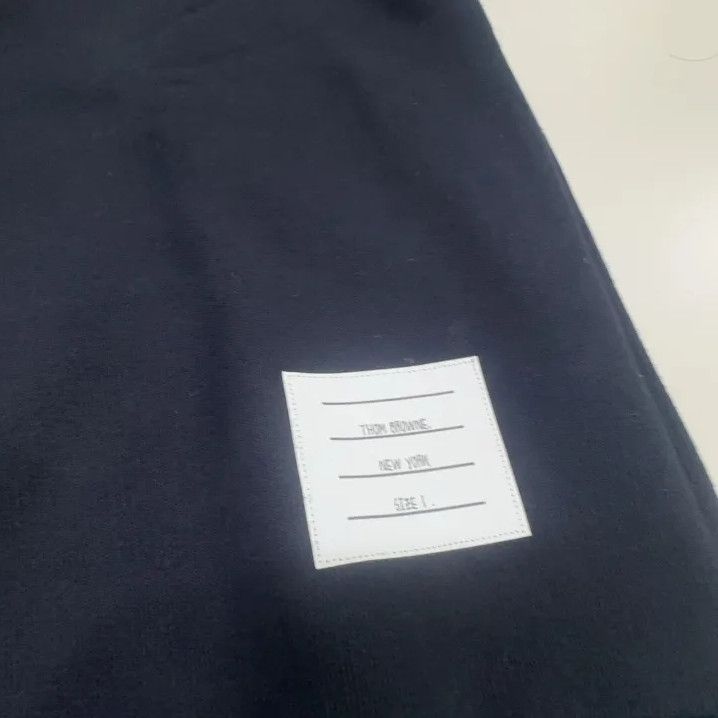 Thom Browne Thom Browne Navy Crew Neck Sweatshirt for Men Size US S / EU 44-46 / 1 - 6 Thumbnail
