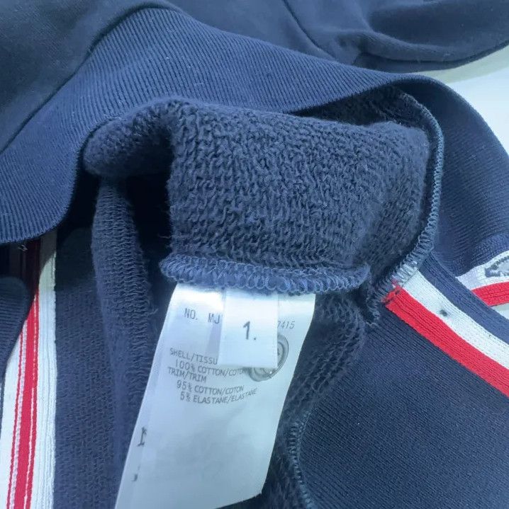 Thom Browne Thom Browne Navy Crew Neck Sweatshirt for Men Size US S / EU 44-46 / 1 - 4 Thumbnail