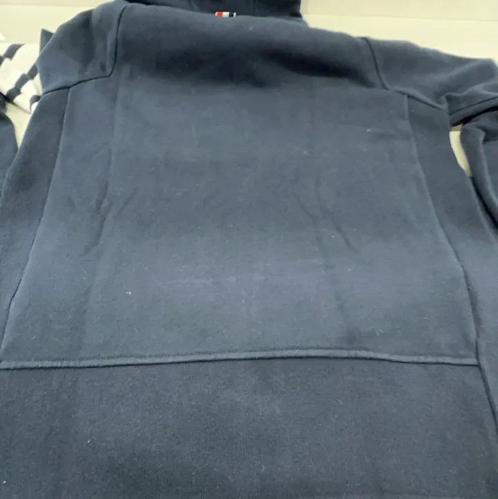 Thom Browne Thom Browne Classic Striped Zip Hoodie Size US M / EU 48-50 / 2 - 14 Thumbnail