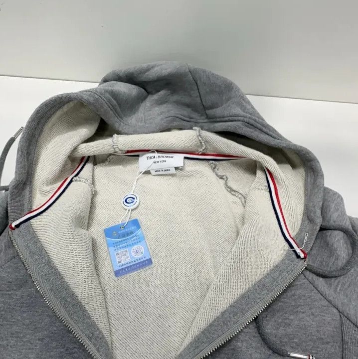 Thom Browne Thom Browne Gray Classic Zip Hoodie with Stripes Size US S / EU 44-46 / 1 - 8 Thumbnail