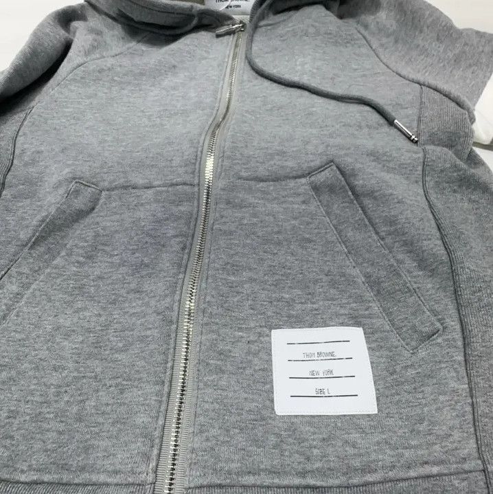 Thom Browne Thom Browne Gray Classic Zip Hoodie with Stripes Size US S / EU 44-46 / 1 - 10 Thumbnail