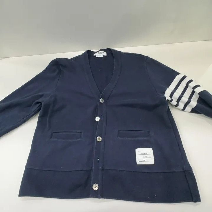 Thom Browne Thom Browne Classic V-Neck Cotton Sweater Size US S / EU 44-46 / 1 - 9 Thumbnail