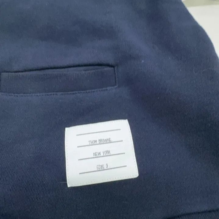 Thom Browne Thom Browne Classic V-Neck Cotton Knit Sweater Size US M / EU 48-50 / 2 - 5 Thumbnail