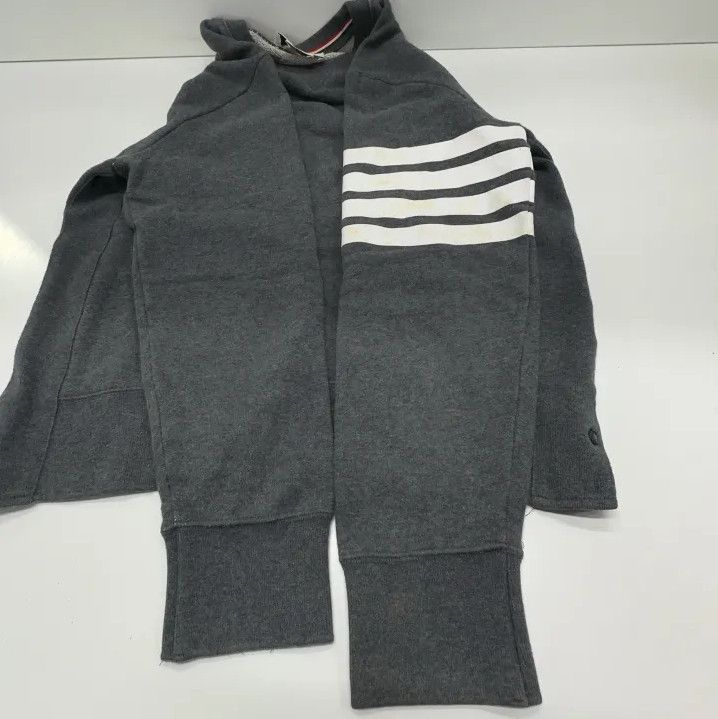 Thom Browne Thom Browne Classic Four-Bar Pullover Sweatshirt Size US M / EU 48-50 / 2 - 11 Thumbnail