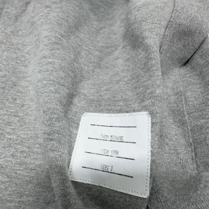 Thom Browne Thom Browne Gray Classic Four-Stripe Sweatshirt Size US M / EU 48-50 / 2 - 5 Thumbnail