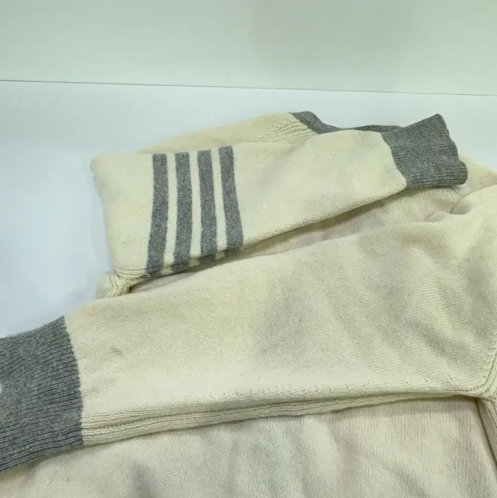 Thom Browne Thom Browne Colorblock V-Neck Knit Sweater Size US M / EU 48-50 / 2 - 12 Thumbnail