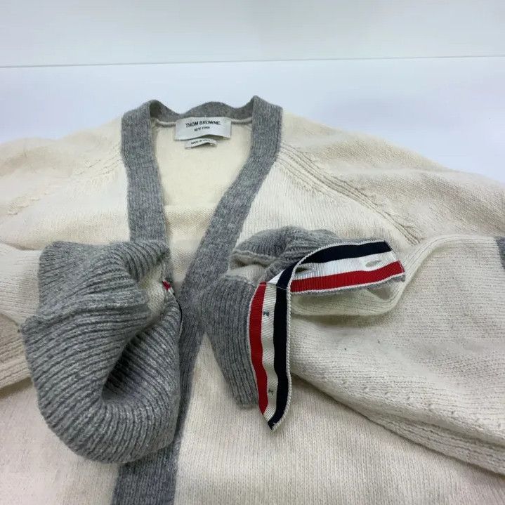 Thom Browne Thom Browne Colorblock V-Neck Knit Sweater Size US M / EU 48-50 / 2 - 8 Thumbnail