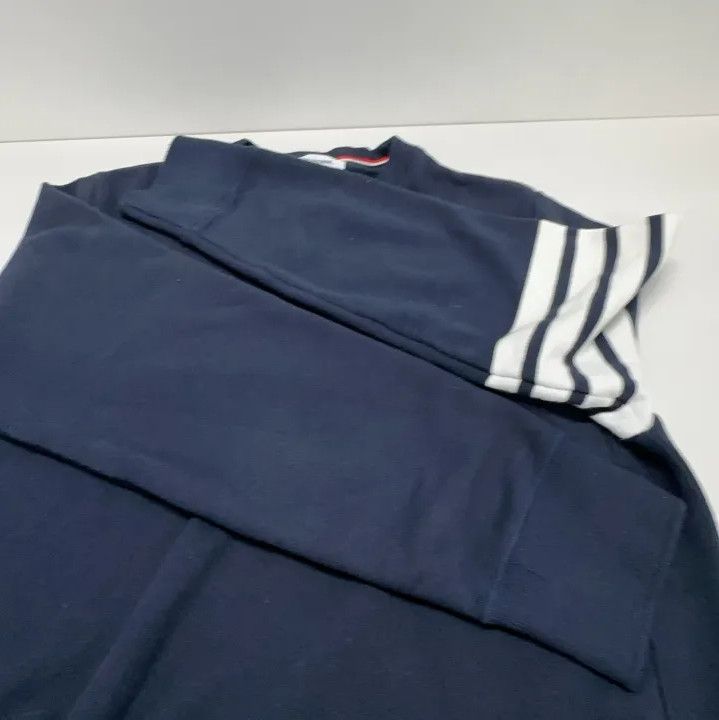 Thom Browne Thom Browne Classic Navy Crewneck Sweatshirt for Men Size US M / EU 48-50 / 2 - 11 Thumbnail