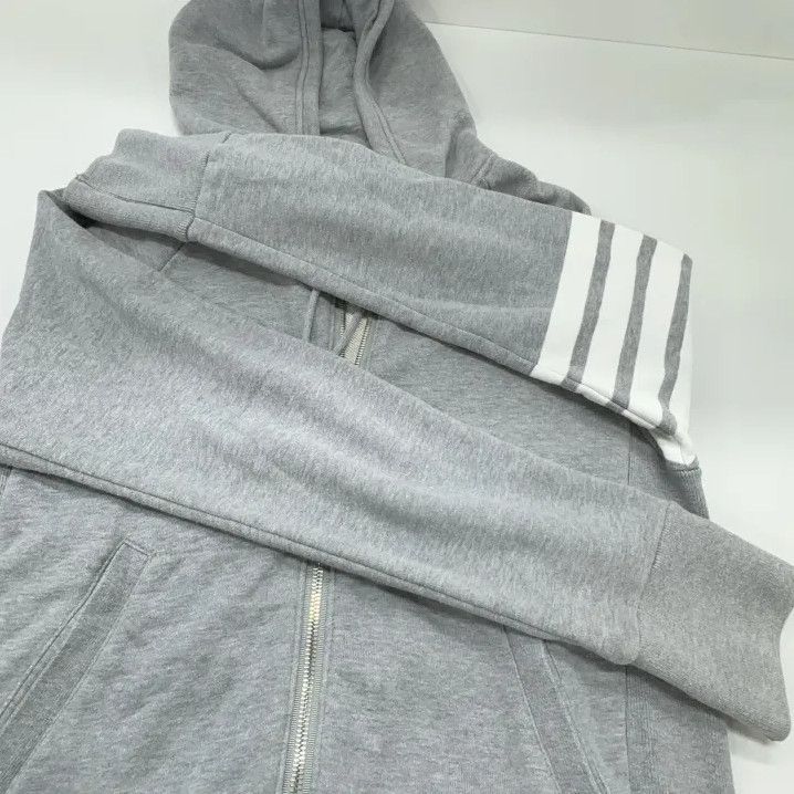 Thom Browne Thom Browne Classic Zip Hoodie with Stripes Size US M / EU 48-50 / 2 - 13 Thumbnail