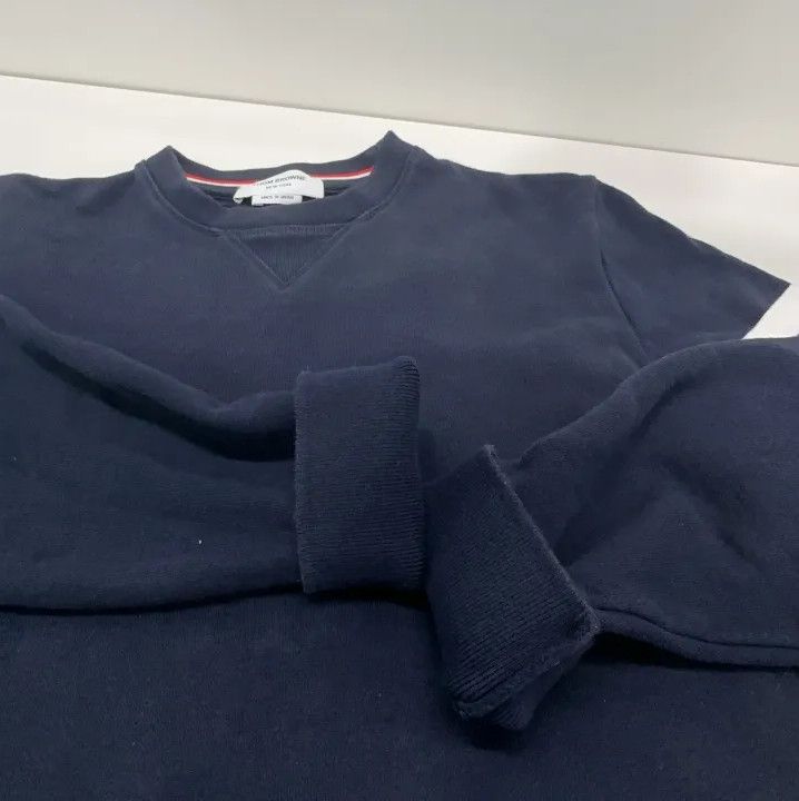 Thom Browne Thom Browne Classic Navy Blue Crewneck Sweatshirt Size US L / EU 52-54 / 3 - 18 Thumbnail