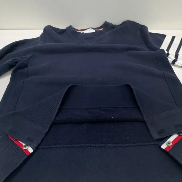 Thom Browne Thom Browne Classic Navy Blue Crewneck Sweatshirt Size US L / EU 52-54 / 3 - 14 Thumbnail