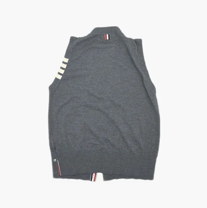 Thom Browne Thom Browne Gray Wool Vest for Men Size US M / EU 48-50 / 2 - 3 Thumbnail