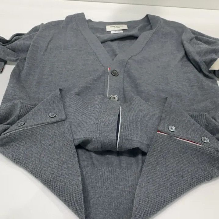 Thom Browne Thom Browne Gray Long Sleeve Cardigan Size US S / EU 44-46 / 1 - 7 Thumbnail