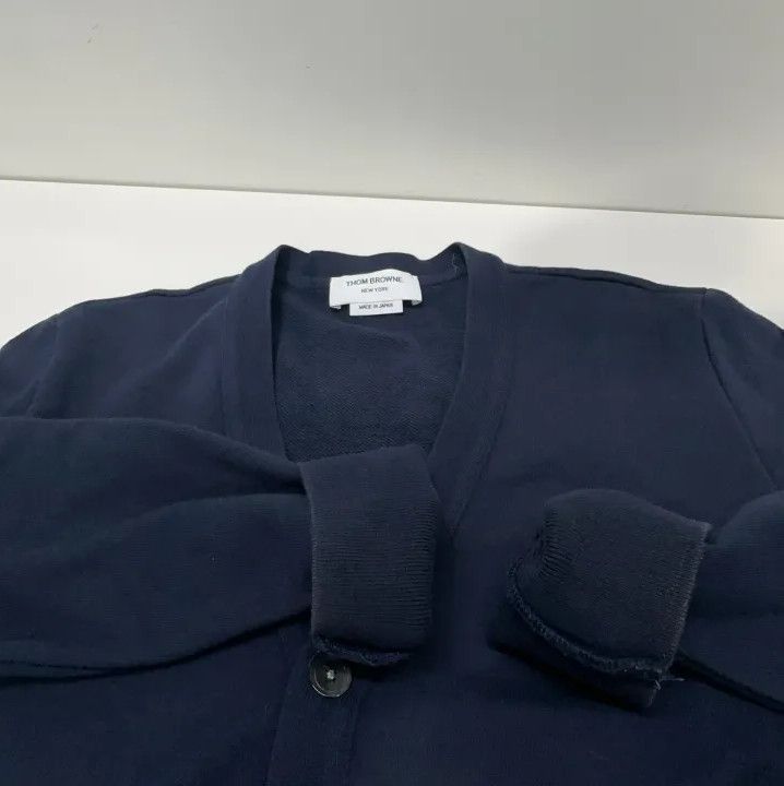 Thom Browne Thom Browne Classic V-Neck Cotton Knit Sweater Size US S / EU 44-46 / 1 - 11 Thumbnail