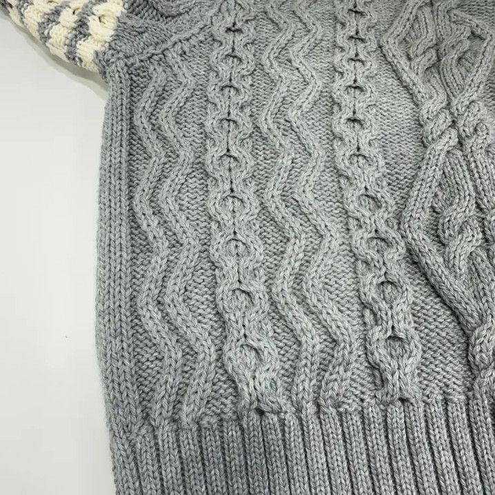 Thom Browne Thom Browne Gray Striped Cardigan Sweater for Men Size US S / EU 44-46 / 1 - 11 Thumbnail