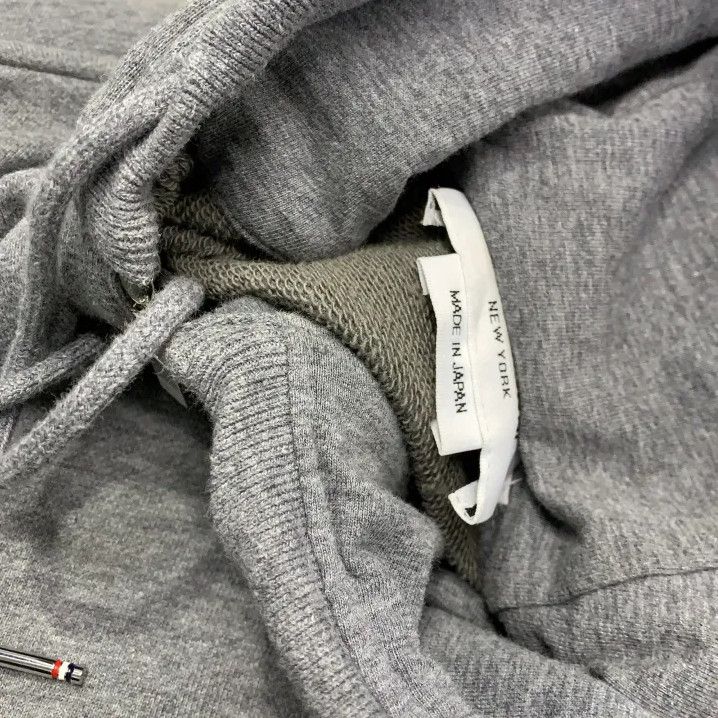 Thom Browne Thom Browne Classic Stripe Zip-Up Hoodie Size US M / EU 48-50 / 2 - 8 Thumbnail