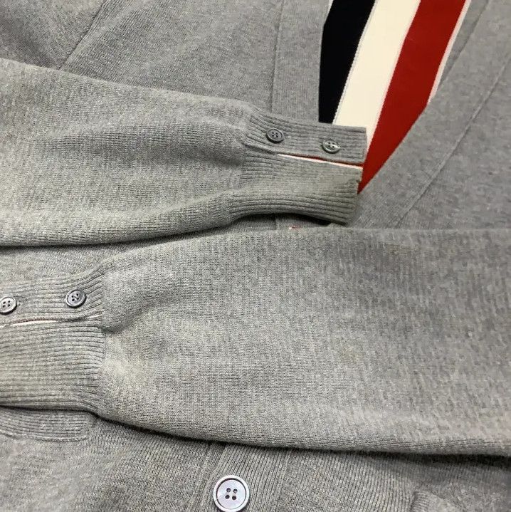 Thom Browne Thom Browne Gray Casual Knit Cardigan for Men Size US M / EU 48-50 / 2 - 9 Thumbnail