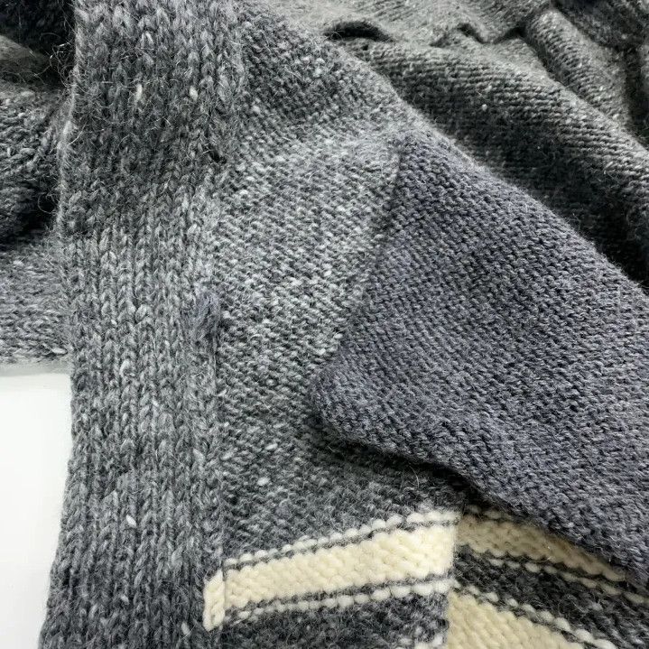 Thom Browne Thom Browne Casual Knitted Cardigan with Stripes Size US S / EU 44-46 / 1 - 7 Thumbnail